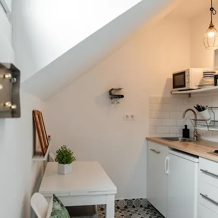 Belvaros Apartman Apartment Veszprem Exterior photo